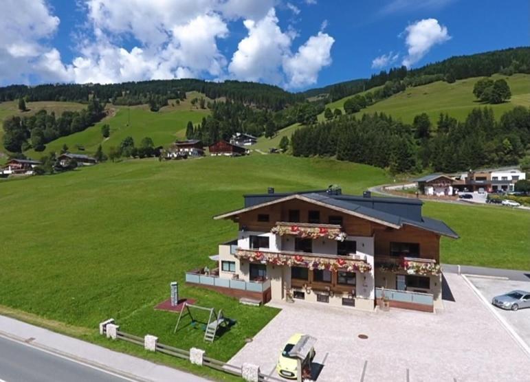Saalbacher Perle Top 3 Jokercard Included Exterior photo